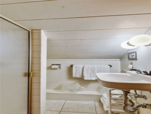 Lake Tahoe North Shore Home 999042