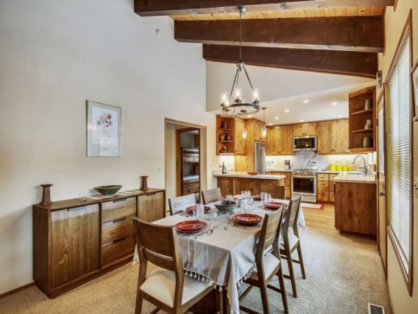 Lake Tahoe North Shore Home 999043