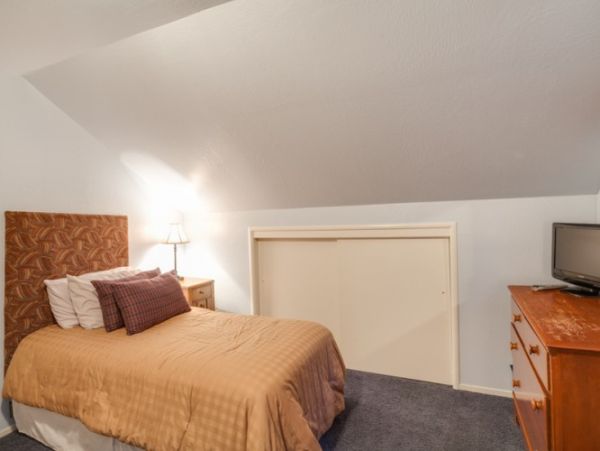 Lake Tahoe North Shore Home 999044