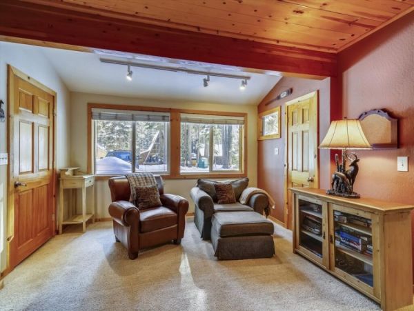 Lake Tahoe North Shore Home 999045