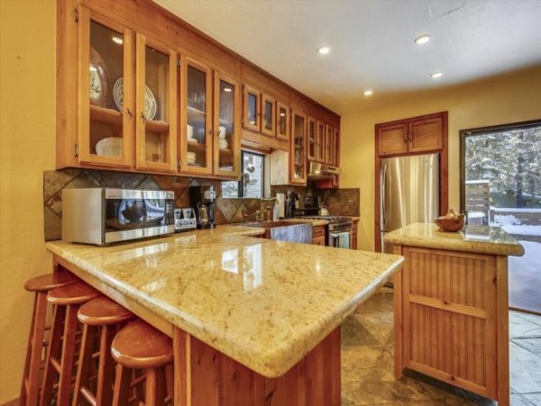 Lake Tahoe North Shore Home 999045