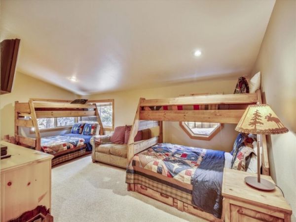 Lake Tahoe North Shore Home 999045