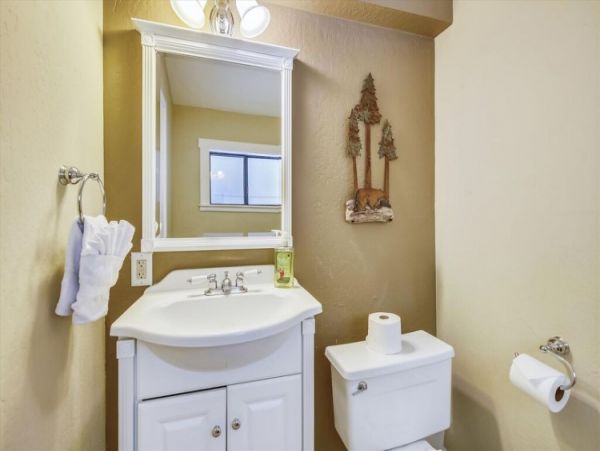 Lake Tahoe North Shore Home 999045