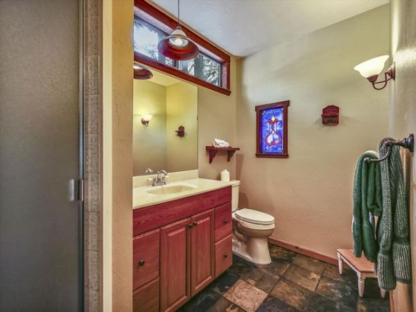 Lake Tahoe North Shore Home 999045