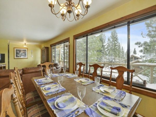 Lake Tahoe North Shore Home 999046