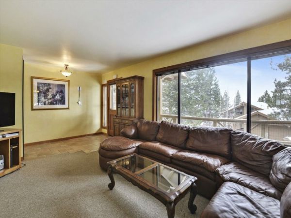 Lake Tahoe North Shore Home 999046