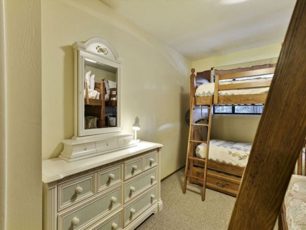 Lake Tahoe North Shore Home 999046