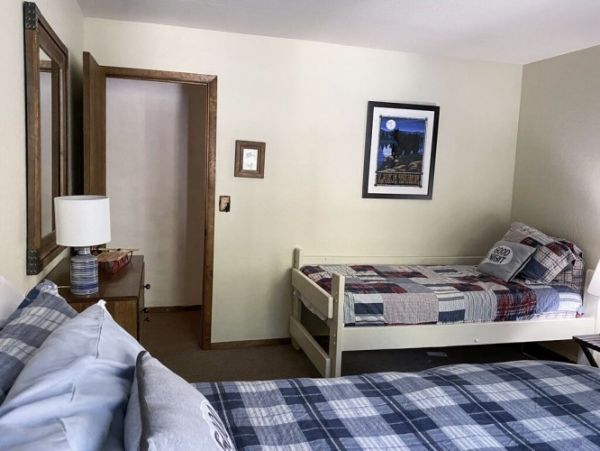 Lake Tahoe North Shore Home 999047