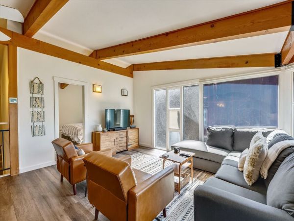 Lake Tahoe North Shore Home 999049