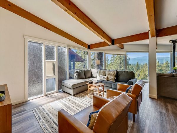 Lake Tahoe North Shore Home 999049