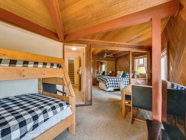 Lake Tahoe North Shore Home 999049