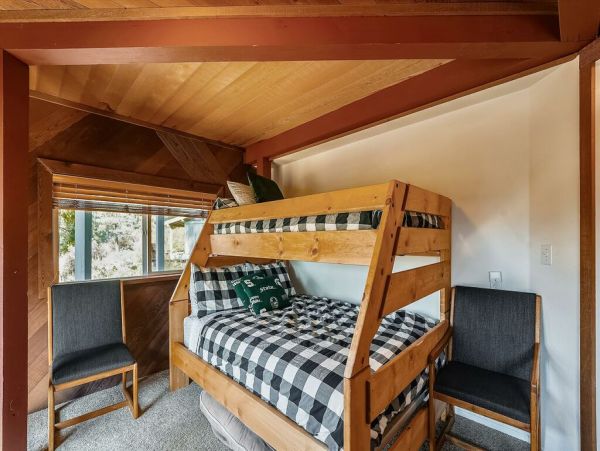 Lake Tahoe North Shore Home 999049