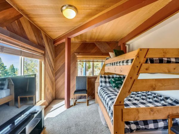 Lake Tahoe North Shore Home 999049