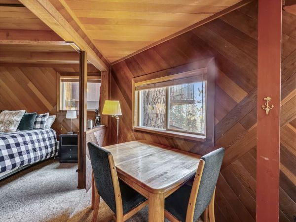 Lake Tahoe North Shore Home 999049