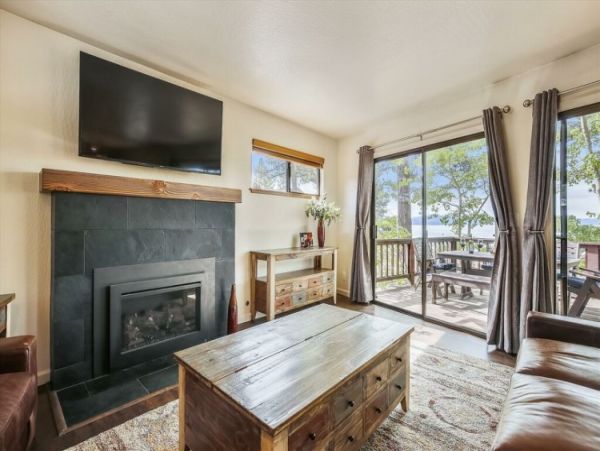 Charming 2 Bedroom Condo in Lake Tahoe North