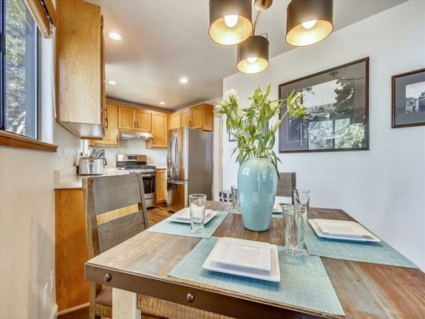 Charming 2 Bedroom Condo in Lake Tahoe North