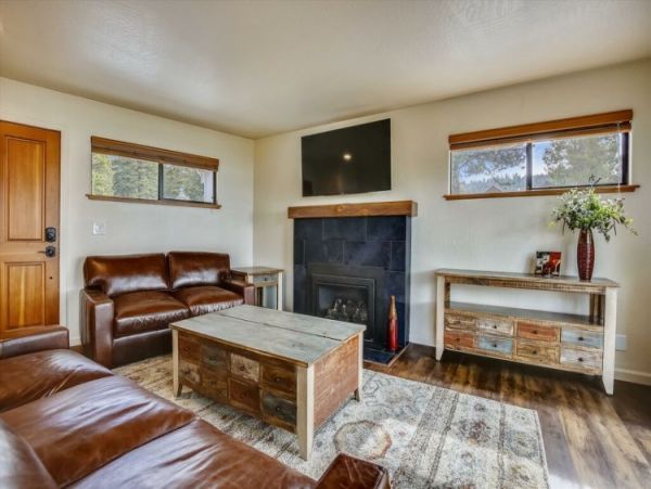 Charming 2 Bedroom Condo in Lake Tahoe North