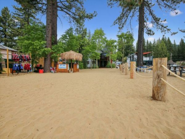 Charming 2 Bedroom Condo in Lake Tahoe North