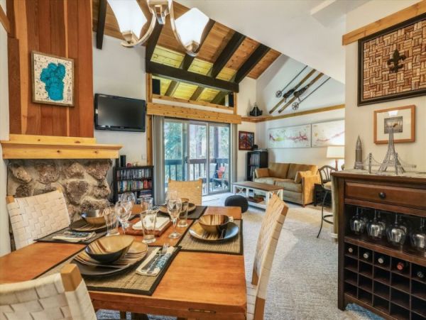 Lake Tahoe North Shore Home 999052