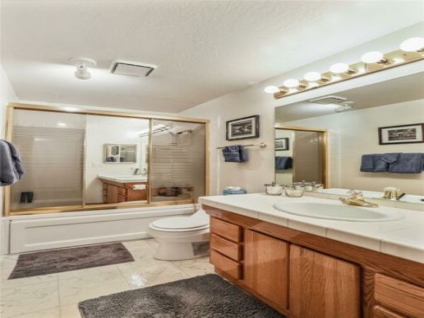 Lake Tahoe North Shore Home 999052