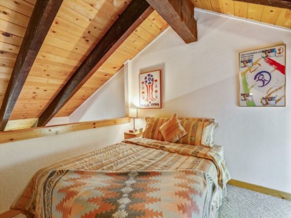 Lake Tahoe North Shore Home 999052