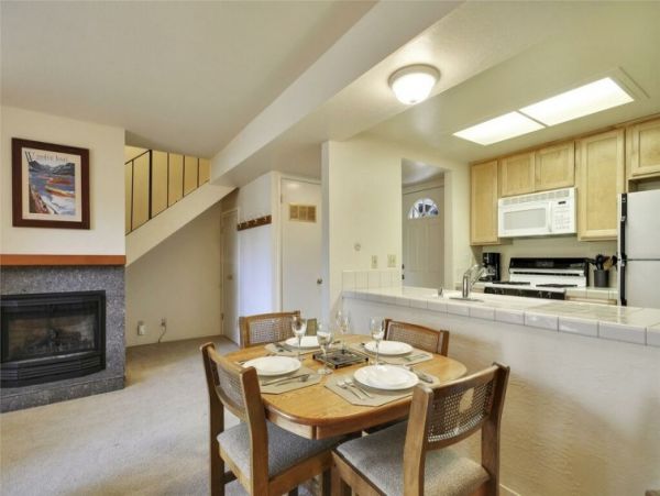 Lake Tahoe North Shore Home 999055