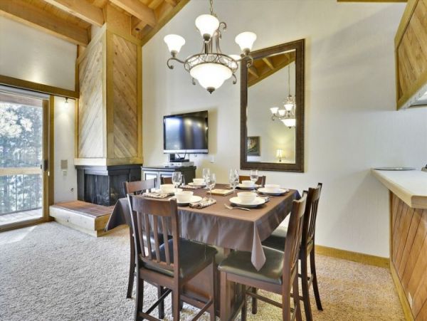 Lake Tahoe North Shore Home 999056