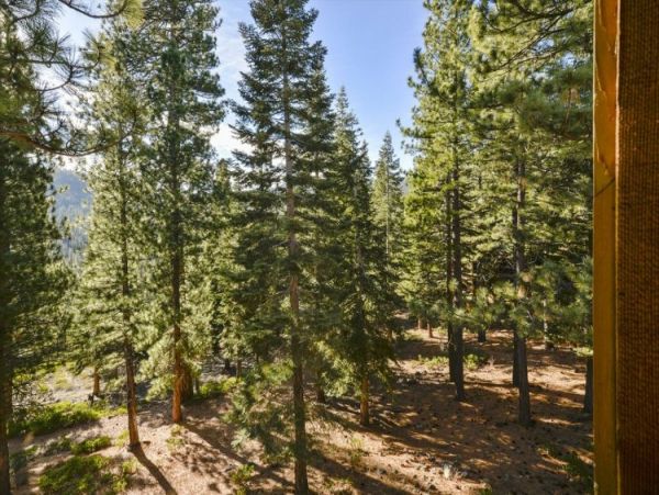 Lake Tahoe North Shore Home 999056