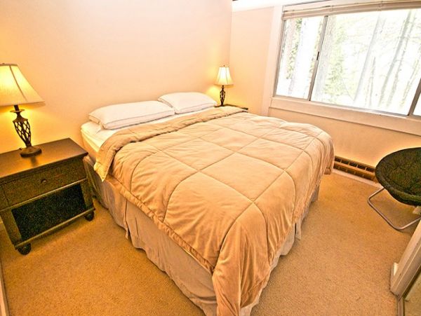 Lake Tahoe North Shore Home 999058