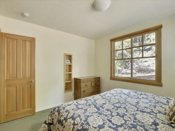Lake Tahoe North Shore Home 999060