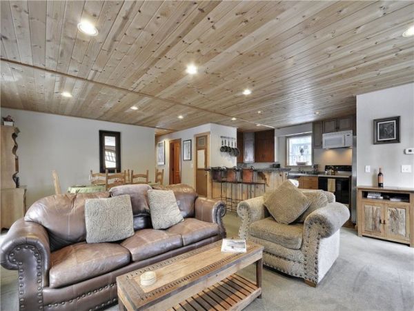Lake Tahoe North Shore Home 999060