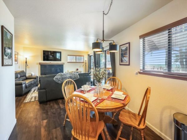 Lake Tahoe North Shore Home 999061