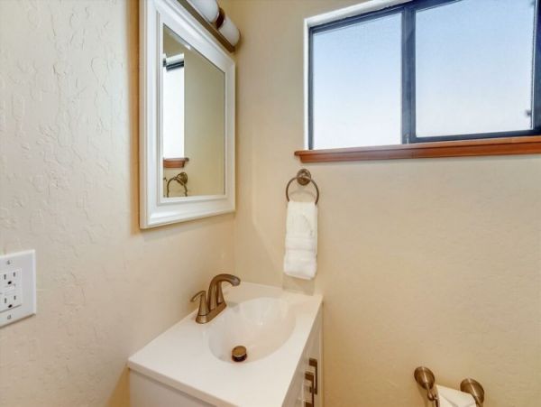 Lake Tahoe North Shore Home 999061