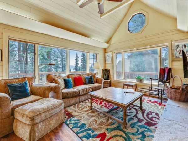 Lake Tahoe North Shore Home 999062