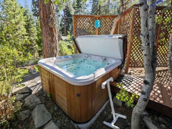 Lake Tahoe North Shore Home 999062