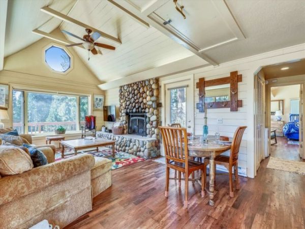Lake Tahoe North Shore Home 999062