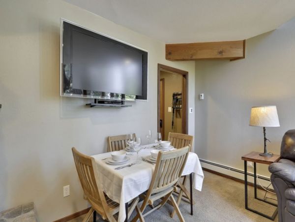 Lake Tahoe North Shore Home 999063