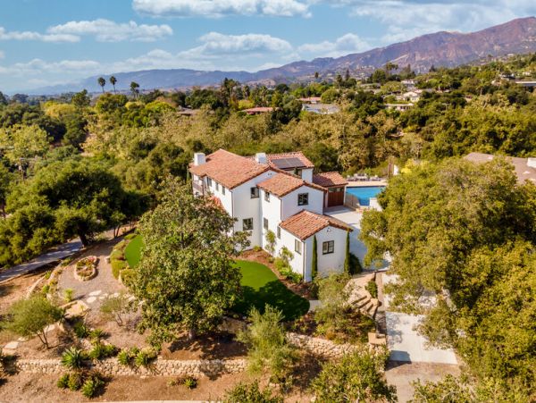 Close to All Santa Barbara Has to offer.