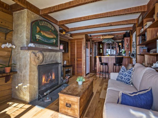 Santa Barbara County Home 999072