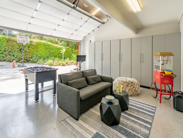 Montecito Four Bedroom Vacation Residence