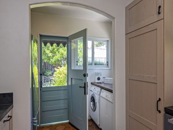 Santa Barbara County Home 999076