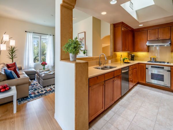 Santa Barbara Beautifully Appointed Two-Bedroom Vacation Rental