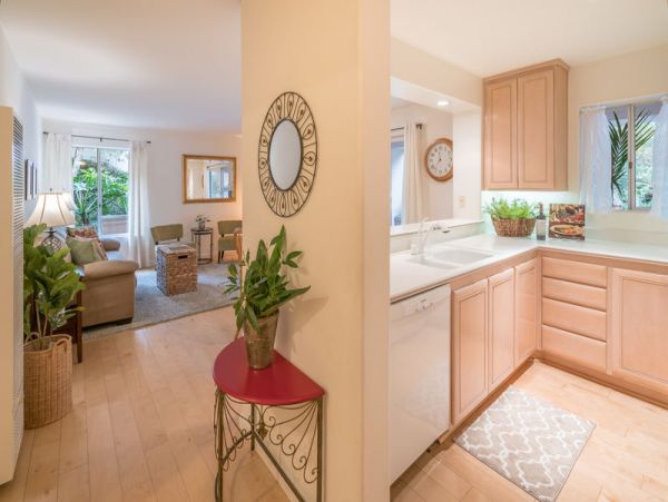 Santa Barbara County Condo 999087