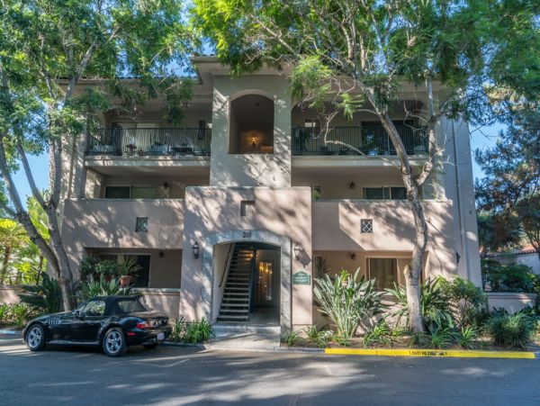 Santa Barbara County Condo 999087