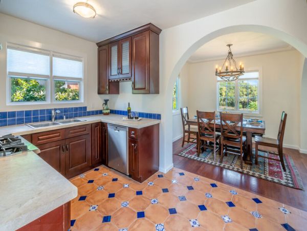 Santa Barbara County Home 999089