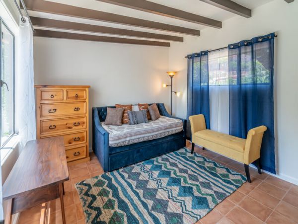Santa Barbara County Home 999089