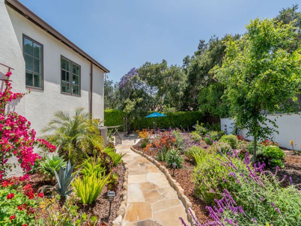 Santa Barbara County Home 999089