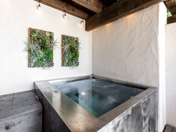 Santa Barbara County Home 999098