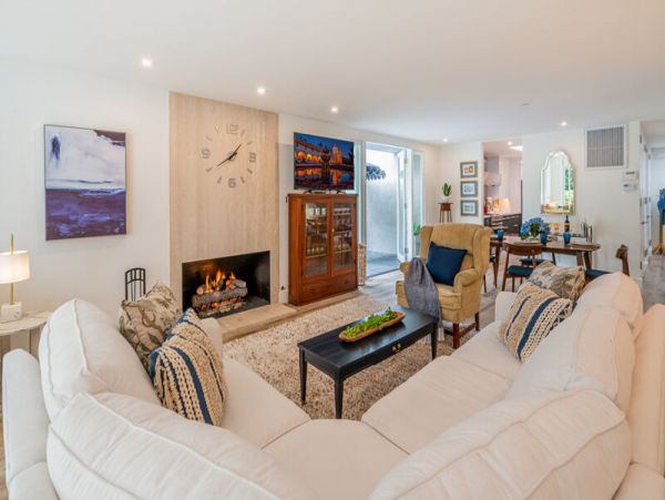 Santa Barbara County Home 999099