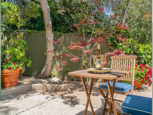 Santa Barbara County Home 999099